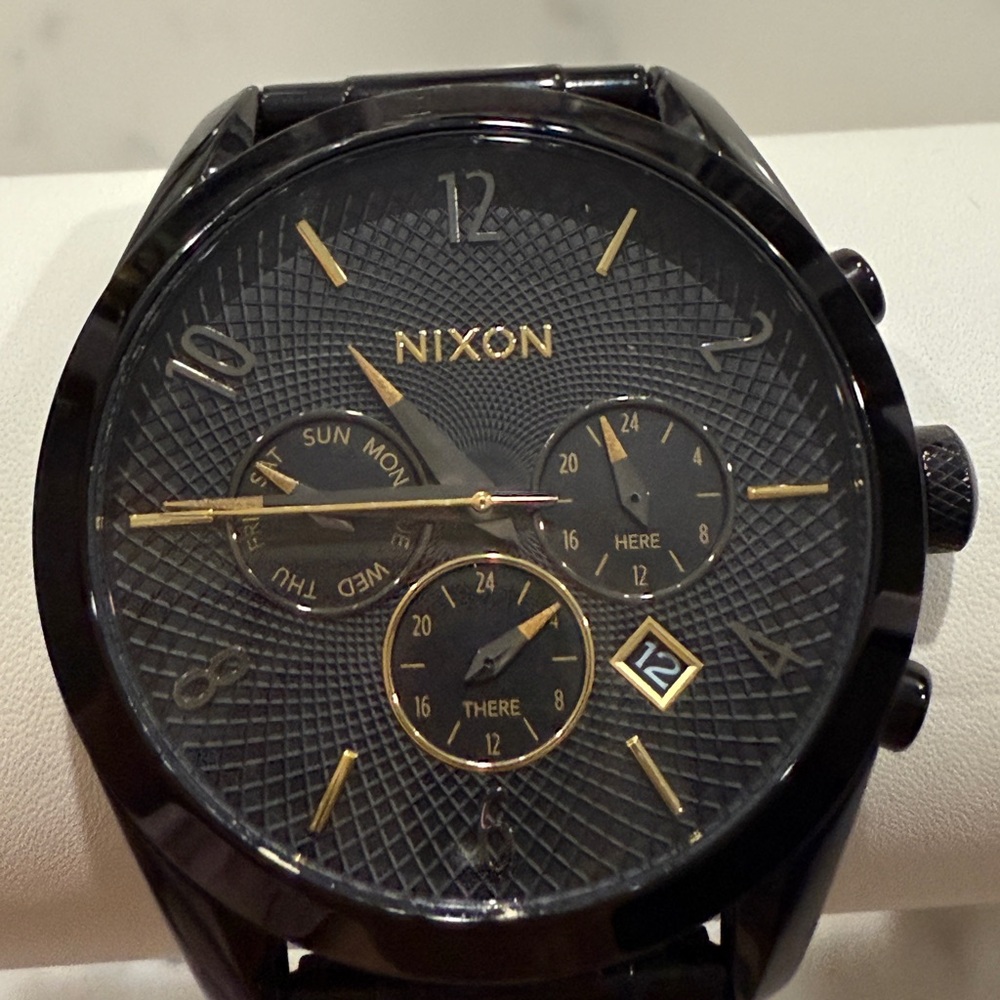 NIXON - The Bullet Chrono Watch - Women's, excellent used condition